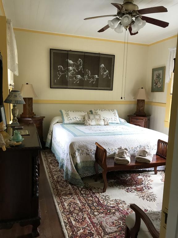 Maureen'S Bed And Breakfast Hilo Esterno foto