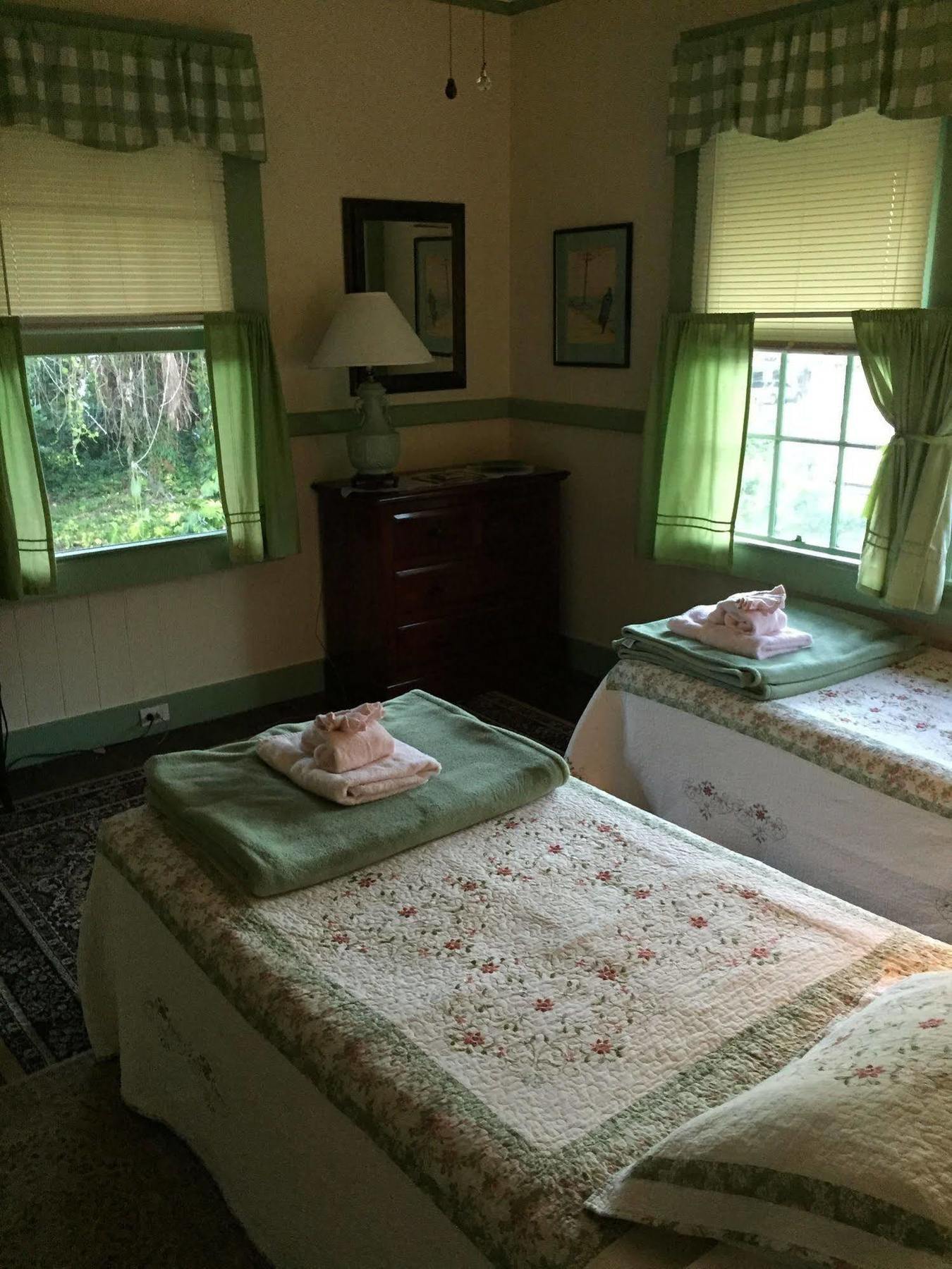 Maureen'S Bed And Breakfast Hilo Esterno foto